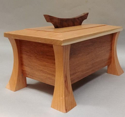 Click to view detail for BEN-7003 Lidded Wooden Box